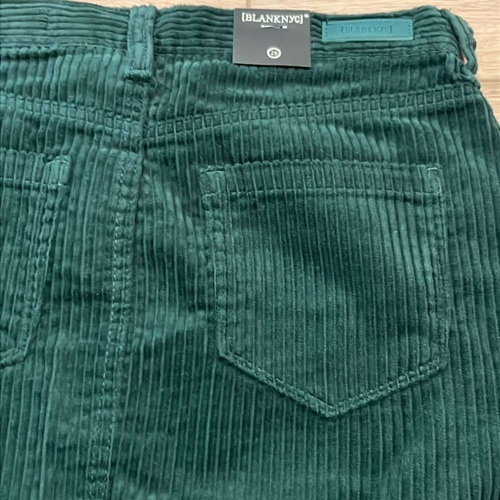 NWT Blank NYC Nordstrom Dark Emerald Green Corduroy Mini Skirt Waist 26 - Picture 9 of 11